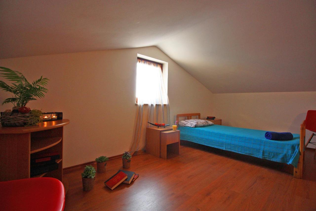 Brijunisol - 3 Apartments Top Position Near The Beautiful Beach Fazana Bagian luar foto
